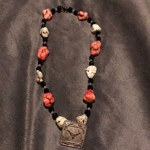 One of a kind necklace with cinchona